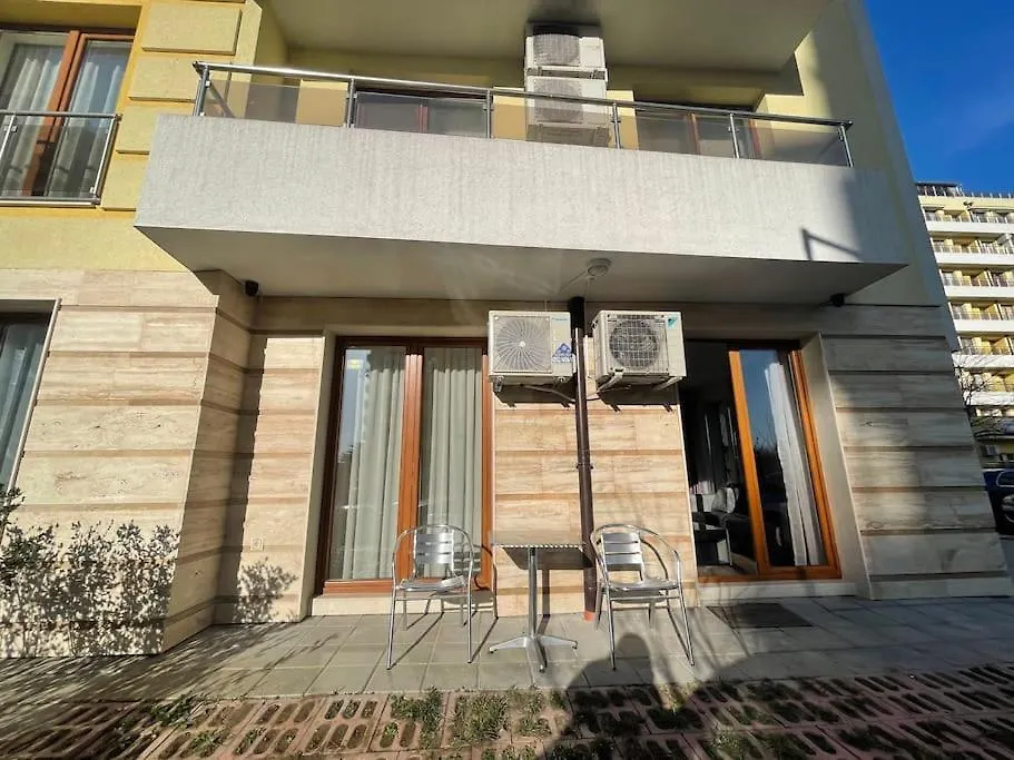 Cozy Apartment In Varna With Parking Bulgaria
