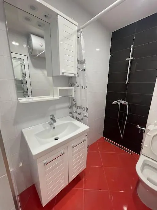 Cozy Apartment In Varna With Parking